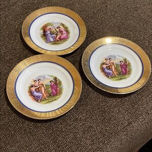 Elegant Gold and White Decorative Plates